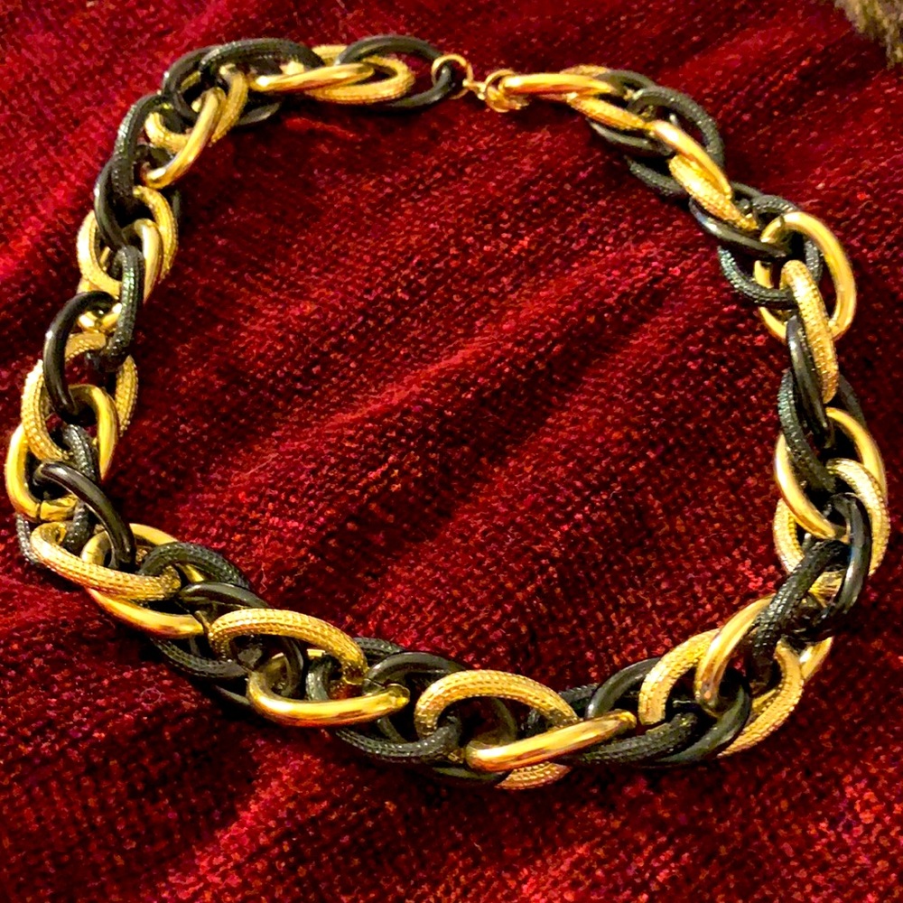 Black and gold chain link choker